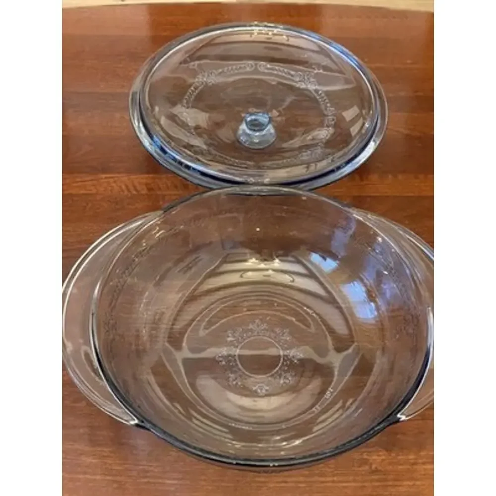 Anchor Hocking Philbe Sapphire Blue 2 qt. Round Covered Casserole With Lid